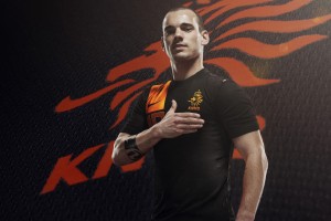 乐鱼体育平台官网-东契奇29+11+10，湖人3连胜升第三！一战评出4大功臣数据不会说谎，东契奇来湖人